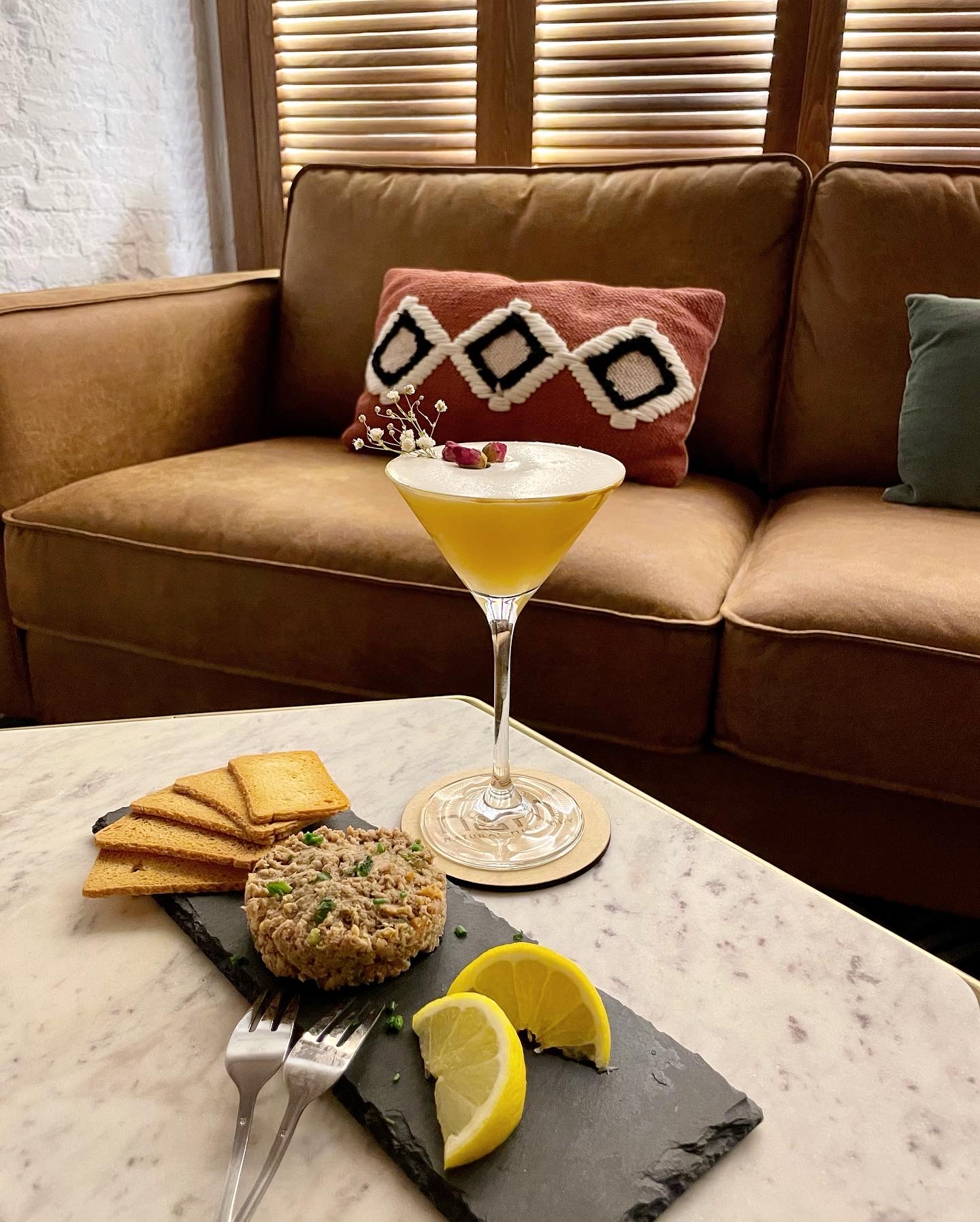 pate sardinillas + coctel amantes
